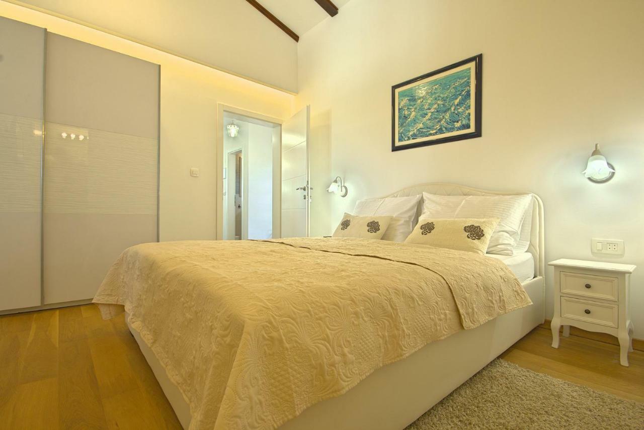 Villa Vespera Rosini 外观 照片