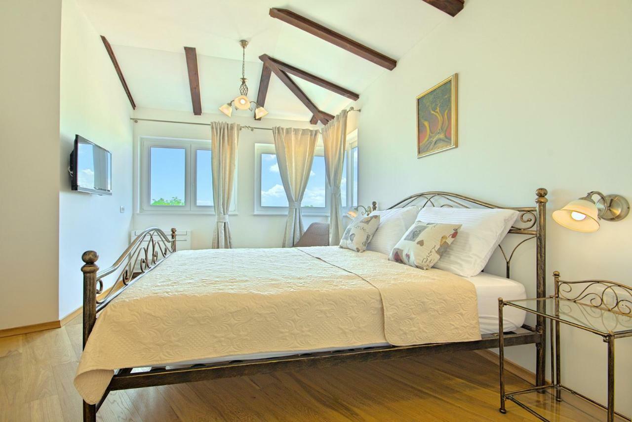 Villa Vespera Rosini 外观 照片