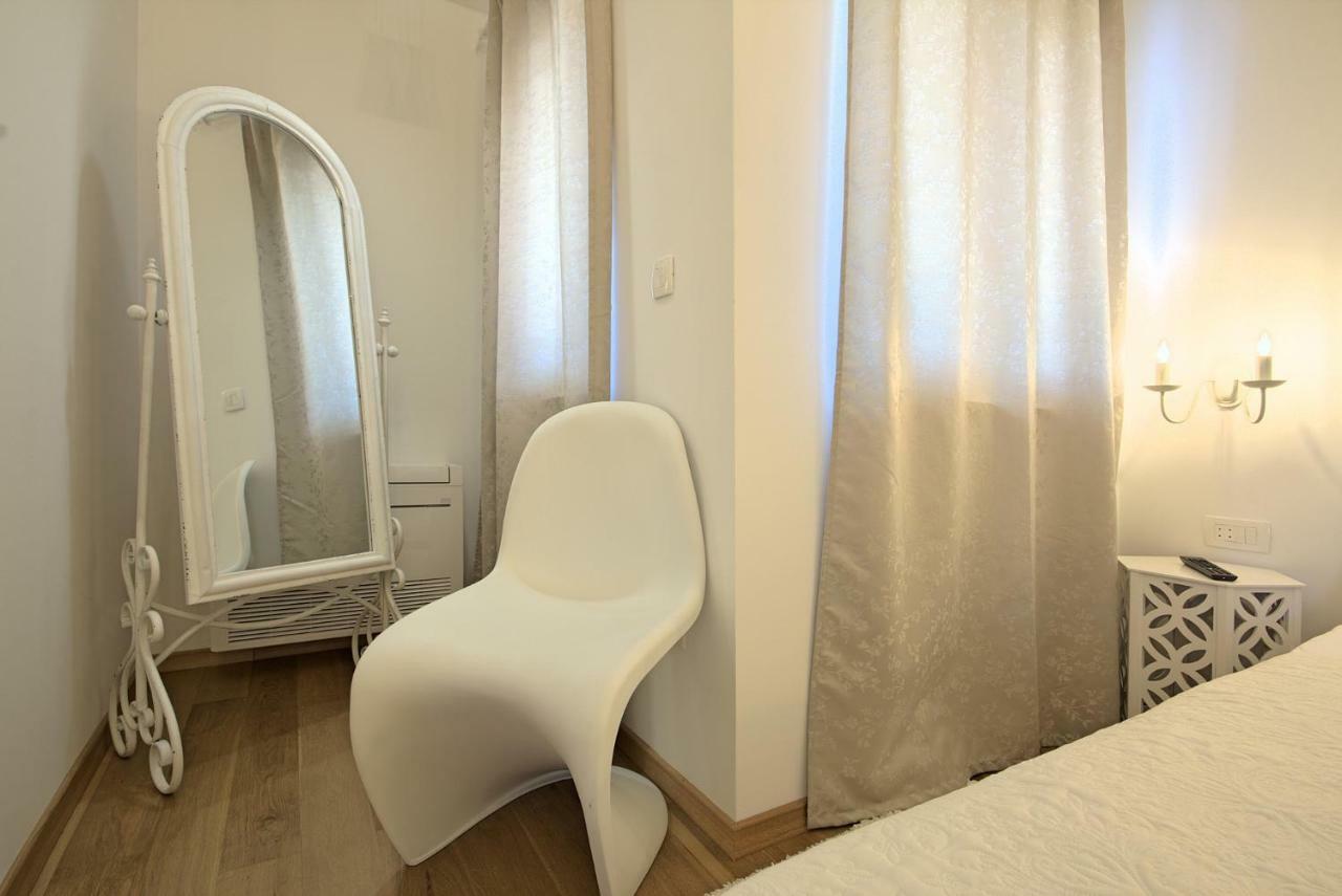 Villa Vespera Rosini 外观 照片