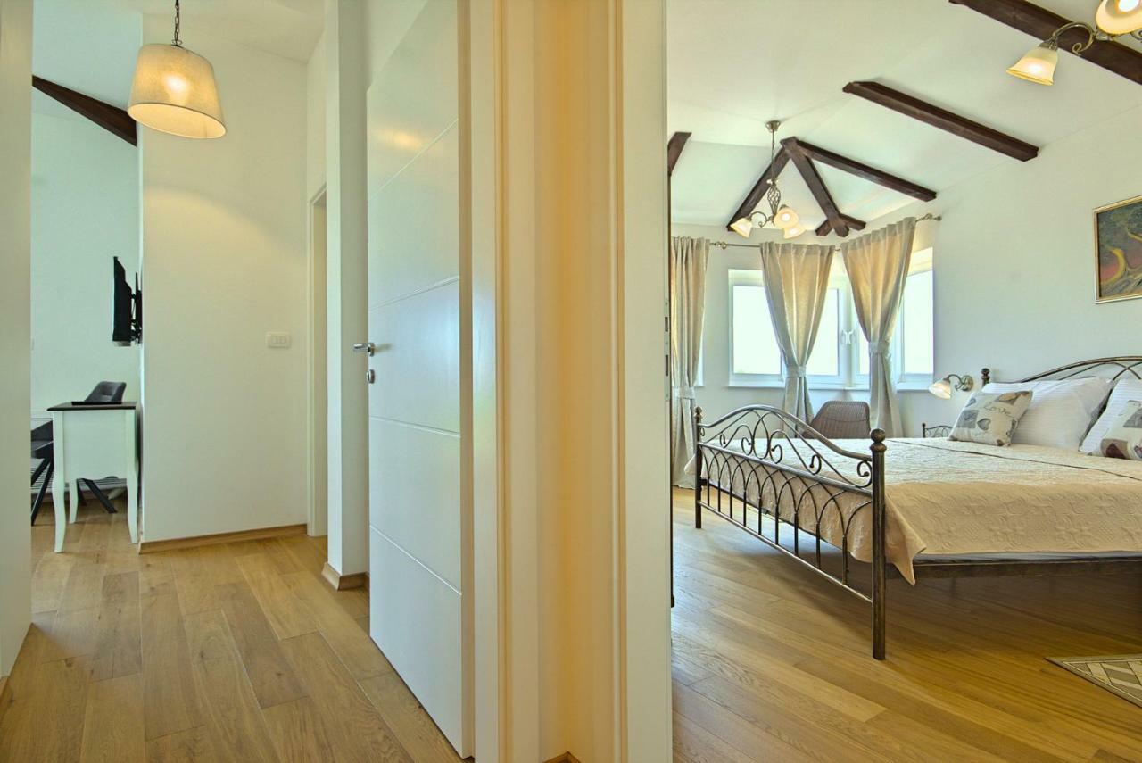 Villa Vespera Rosini 外观 照片